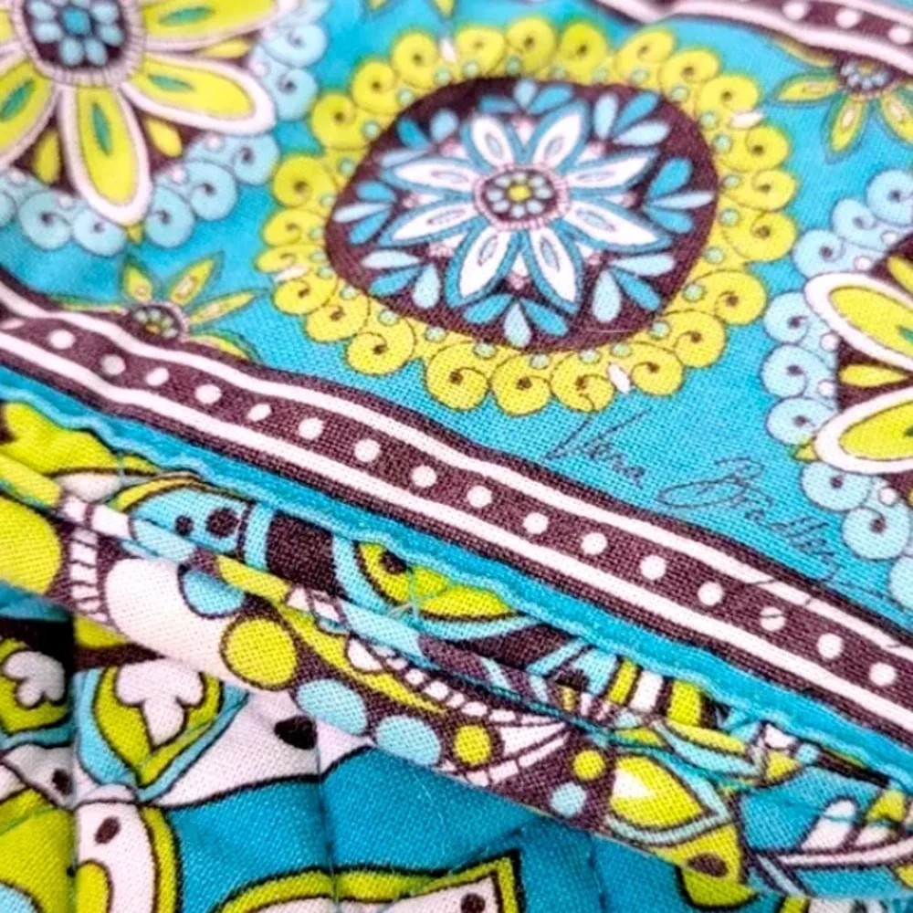 Vera Bradley Insulated Lunch Tote Bag Retired Pattern Peacock Floral Quilted Bag